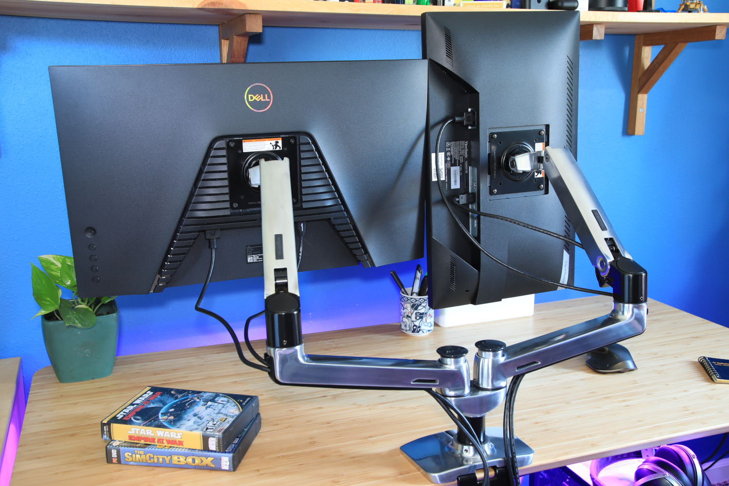 Ergotron LX Dual Monitor Arm - Best dual monitor arm